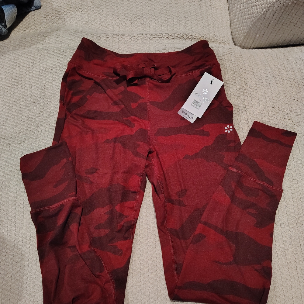 Nine West Red Camouflage Leggings